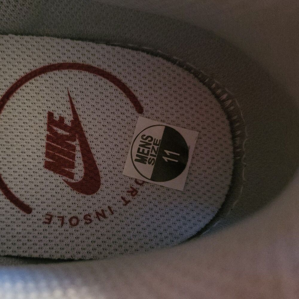 NEW Nike Waffle NAV Men's Shoes Wolf Grey University Red 11M - Picture 6 of 8